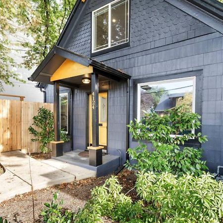 The Auric Door Inn On N Mississippi 포틀랜드 외부 사진